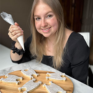 Decorating Holiday Cookies & Cocktail Appetizers